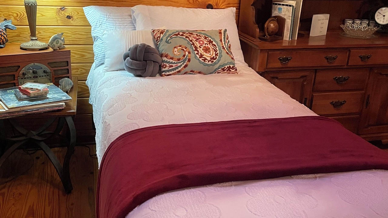 Photo of Bedroom in Samantha