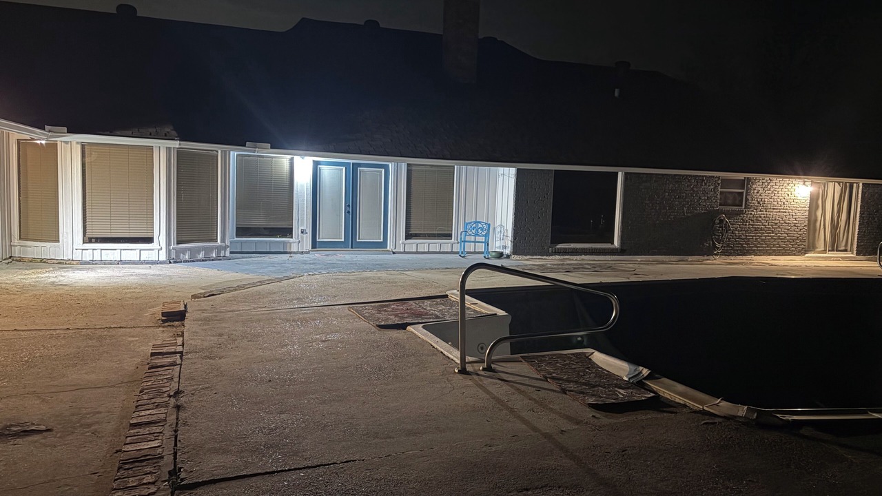 Photo of Outdoor in Bell City