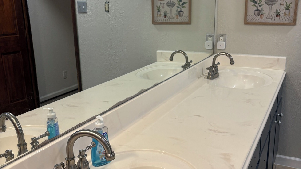 Photo of Bathroom in Bell City