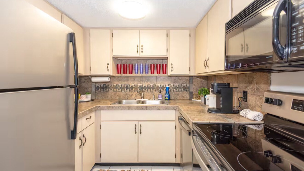Photo of Kitchen in South Daytona