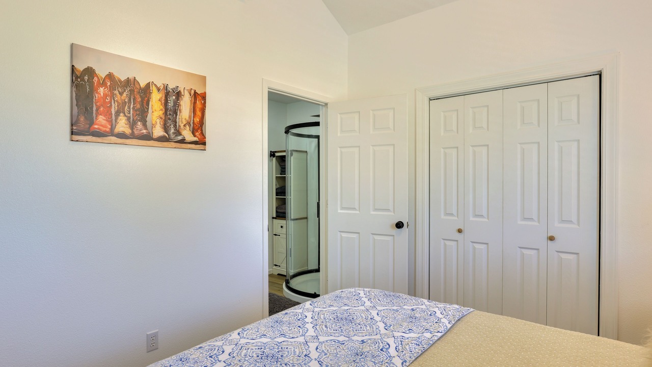 Photo of Bedroom in Joaquin