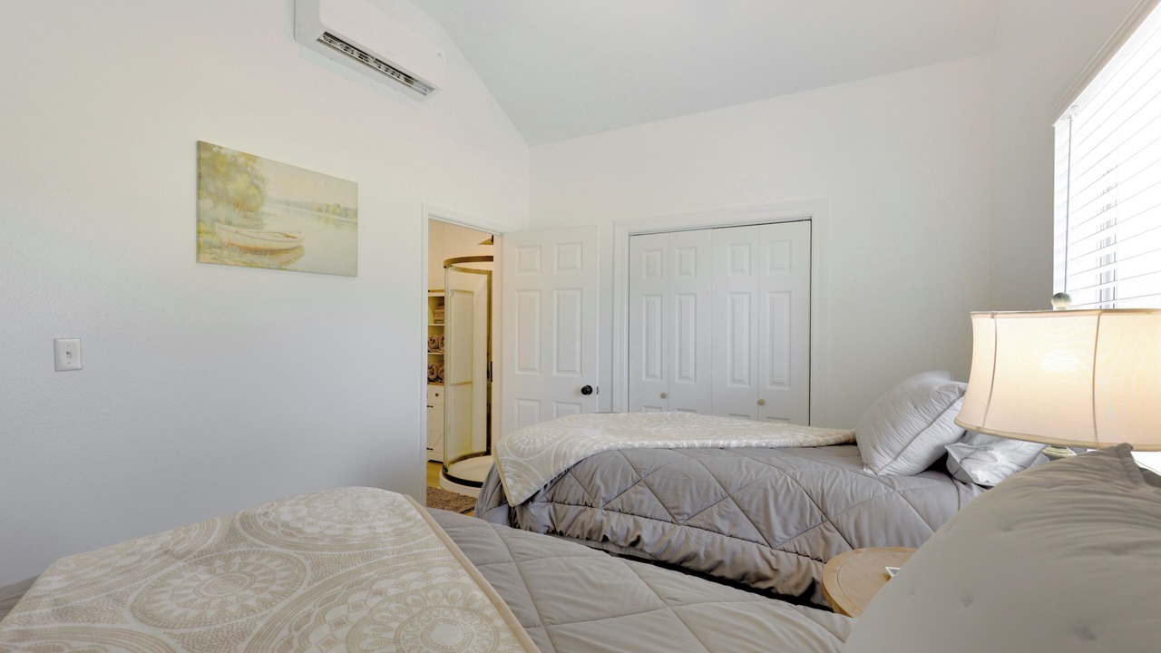 Photo of Bedroom in Joaquin