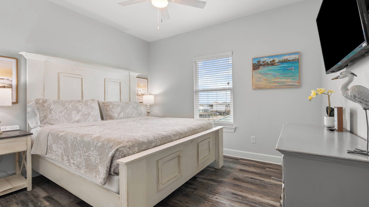 Photo of Bedroom in Silver Cay