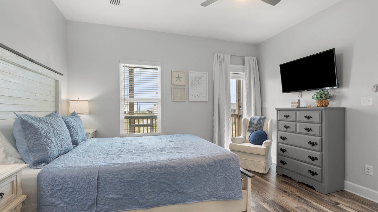 Photo of Bedroom in Silver Cay