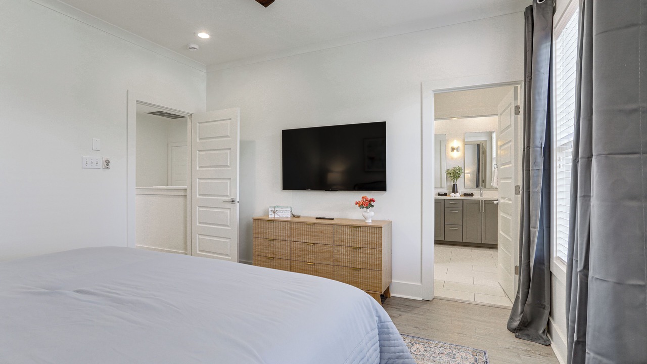 Photo of Bedroom in South Baton Rouge