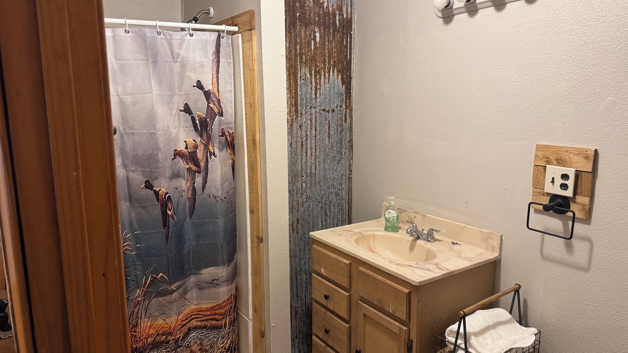 Photo of Bathroom in De Valls Bluff