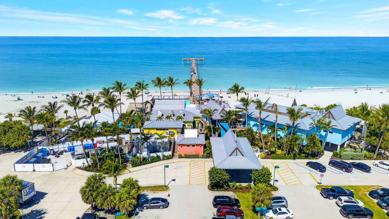 Photo of Outdoor in Golden Beach