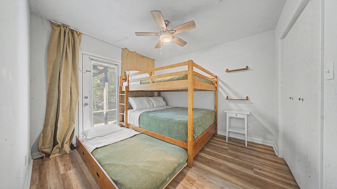 Photo of Bedroom in Brookeland
