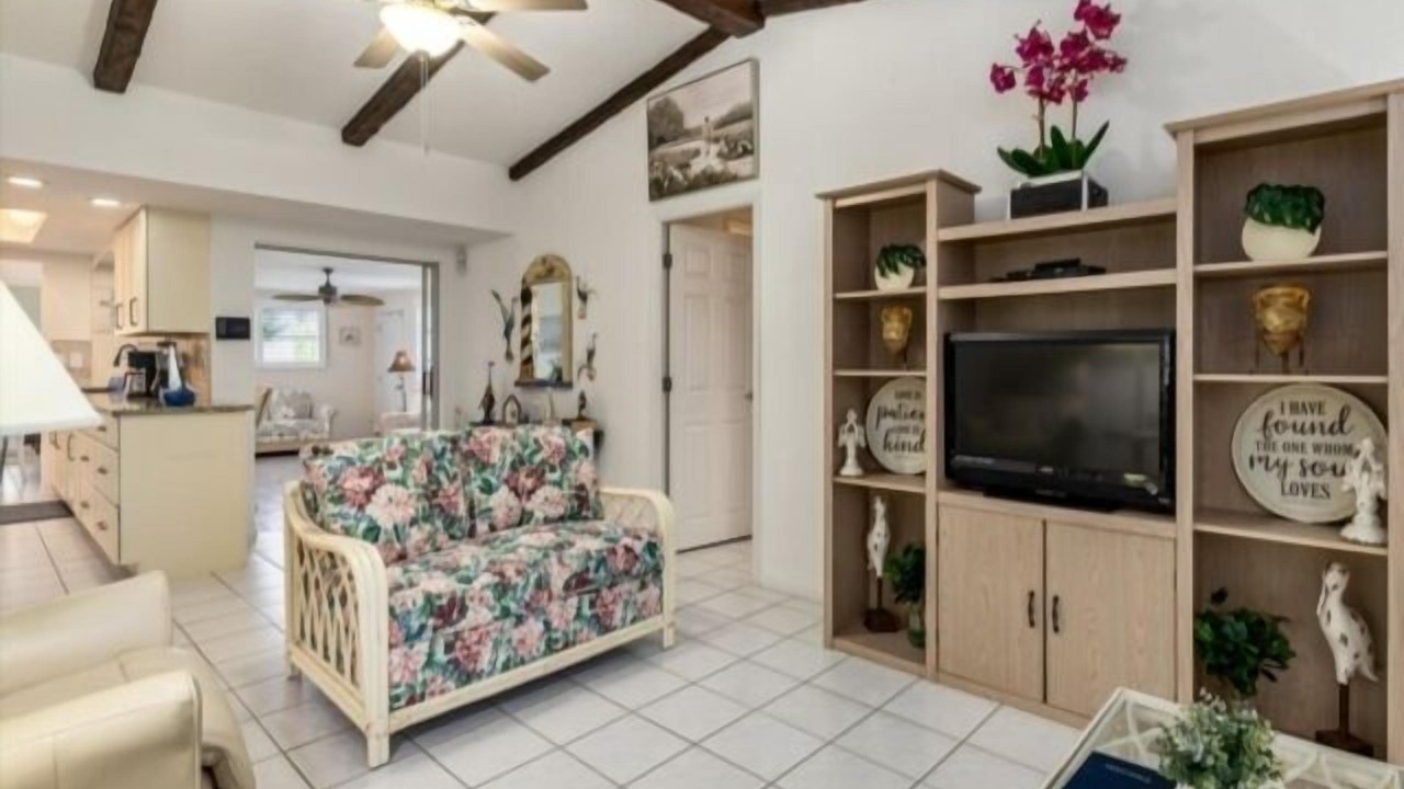 Photo of Livingroom in Port Charlotte