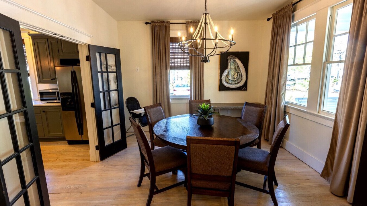 Photo of Livingroom in Mandeville