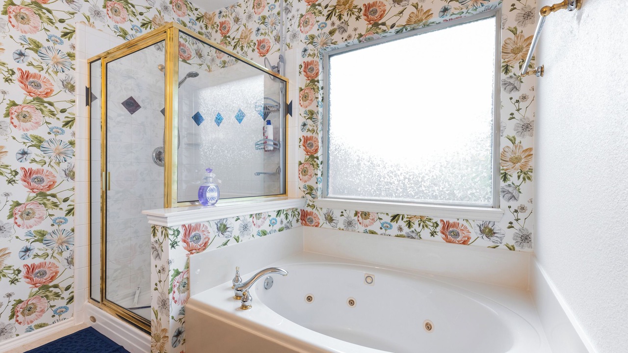 Photo of Bathroom in Allen