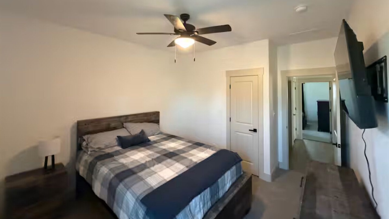 Photo of Bedroom in Calera