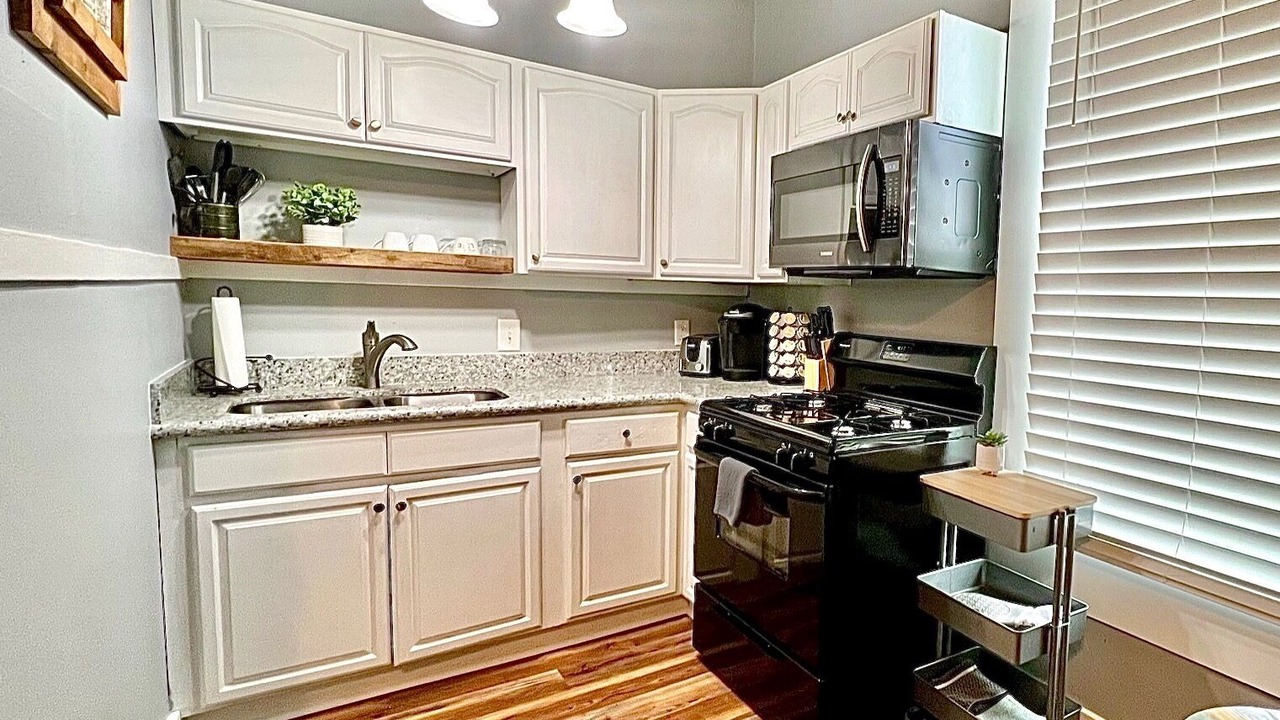 Photo of Kitchen in Esplanade Ridge
