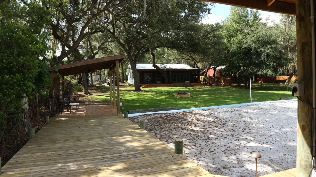 Photo of Patio Balcony in Edgar