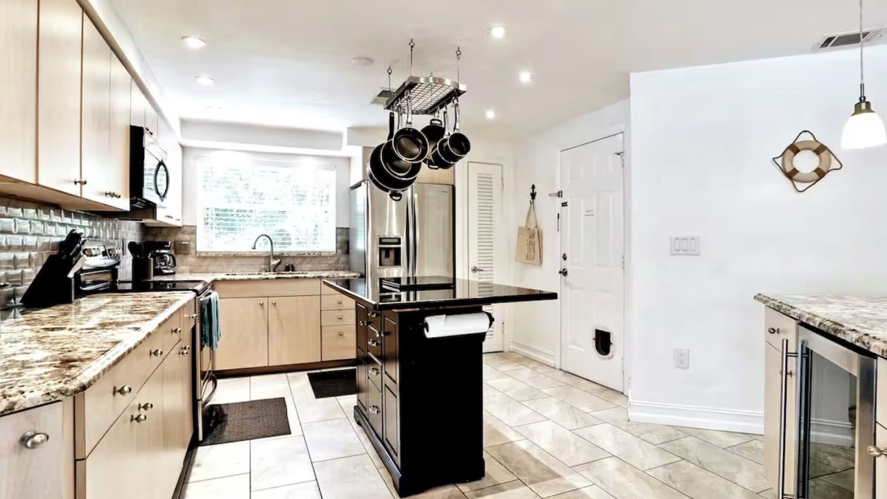 Photo of Kitchen in River District