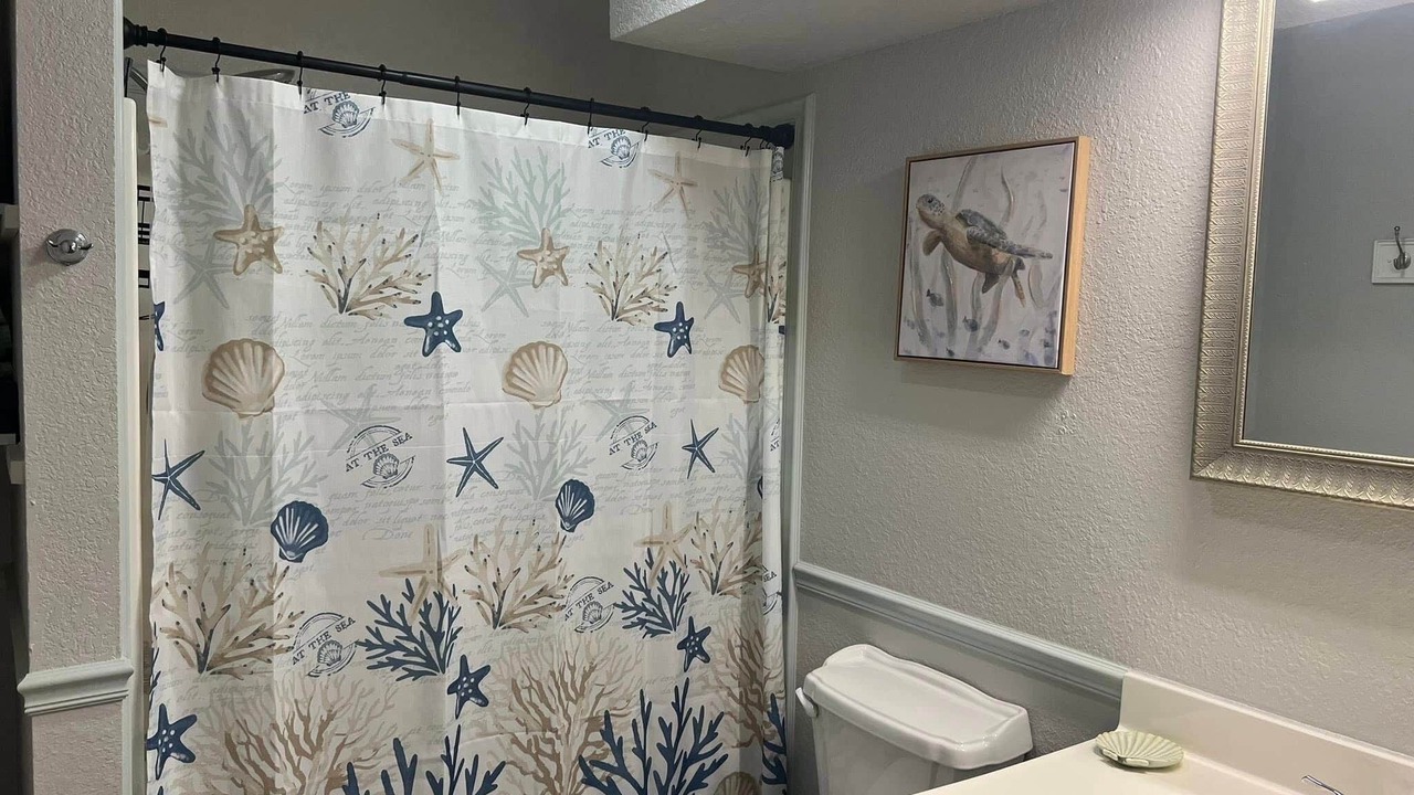Photo of Bathroom in Gautier