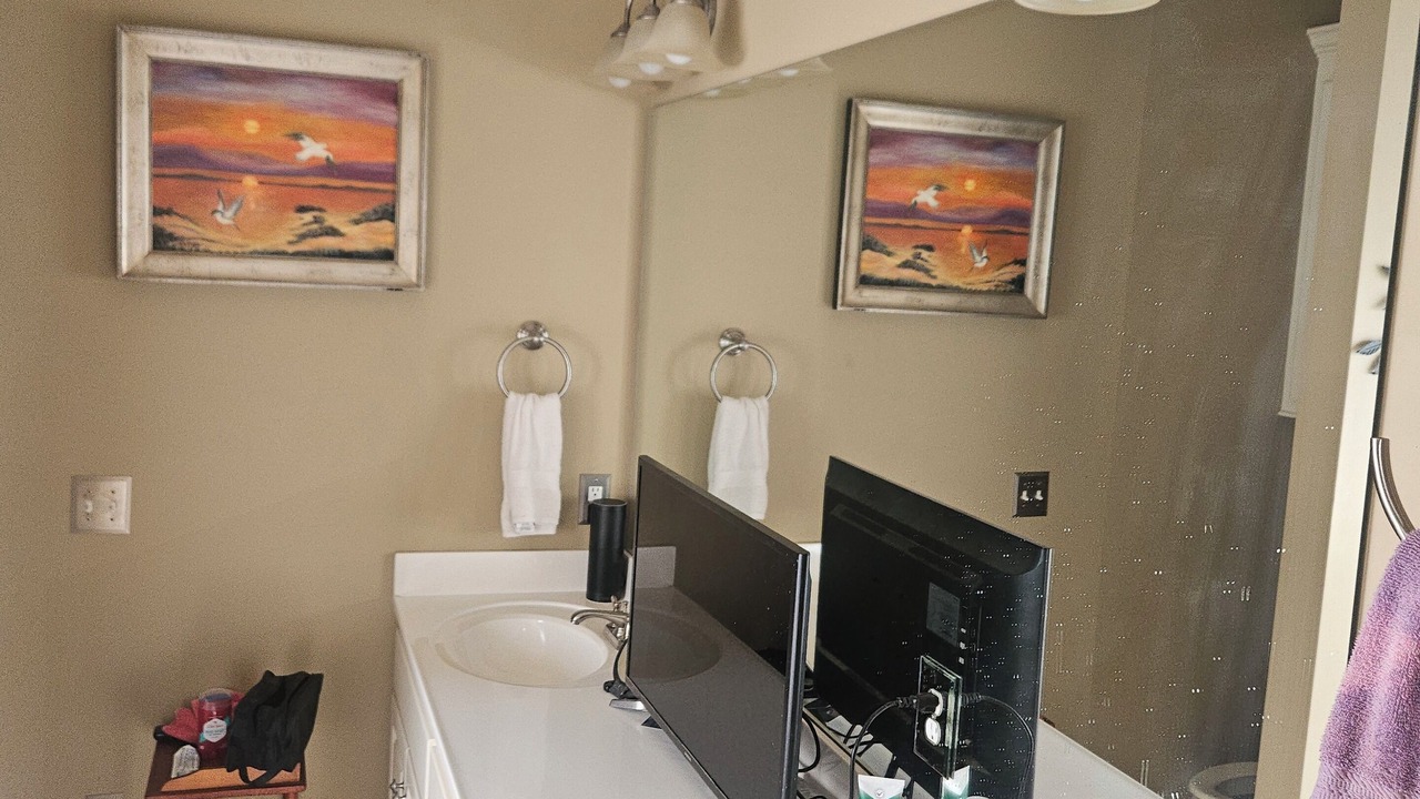 Photo of Bathroom in Pearl
