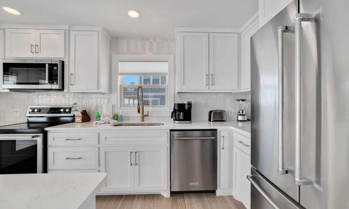 Photo of Kitchen in Surf Side Shores