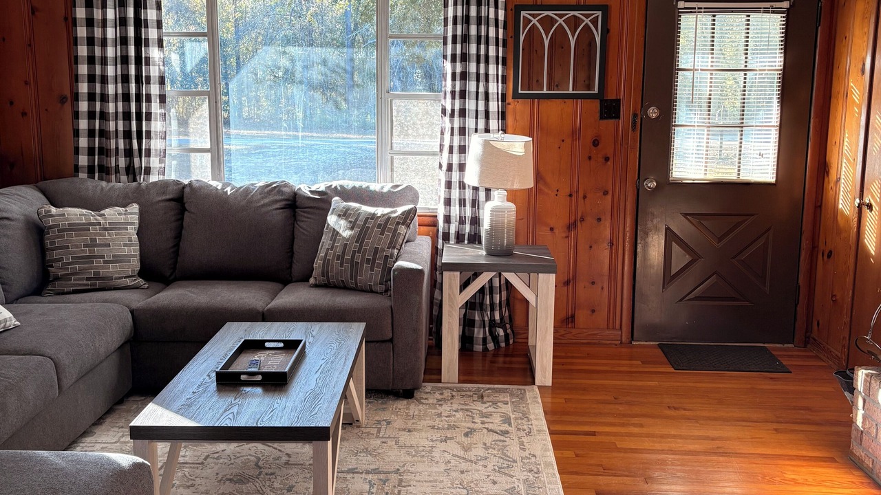 Photo of Livingroom in Bucks
