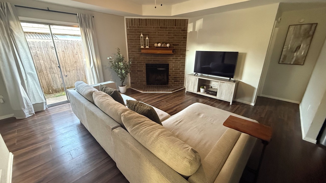Photo of Livingroom in South Arlington