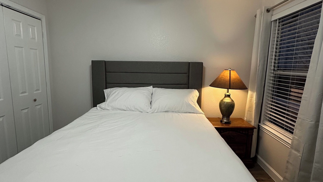 Photo of Bedroom in Grand Prairie