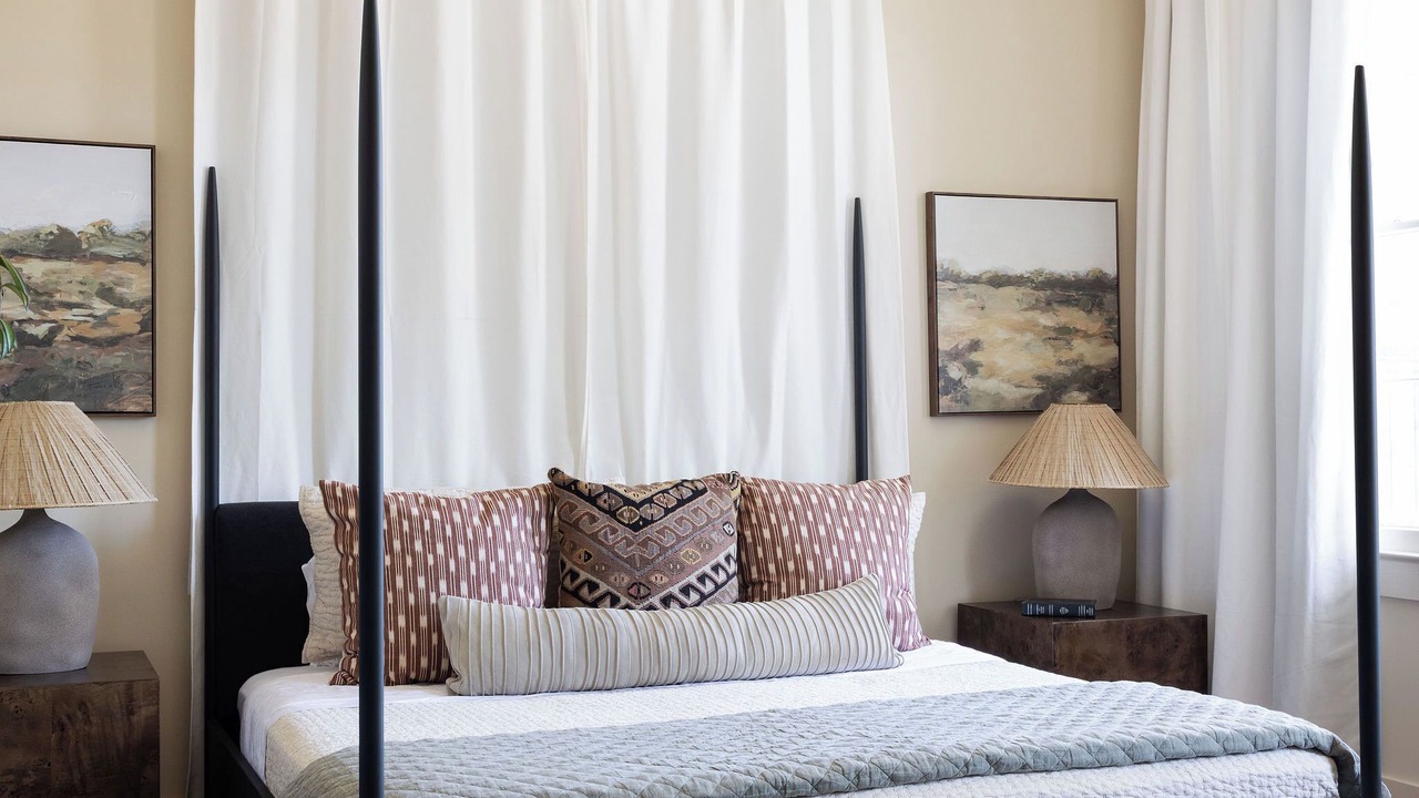 Photo of Bedroom in Irish Channel