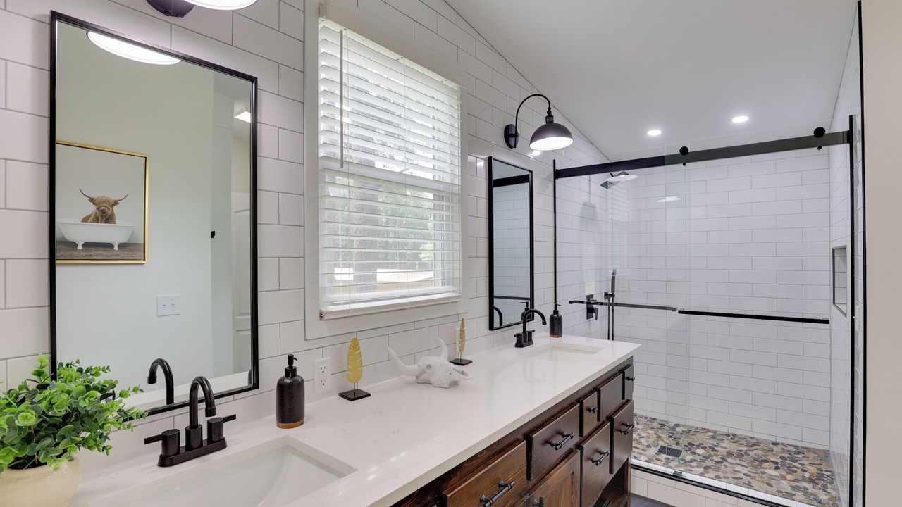 Photo of Bathroom in Tyler