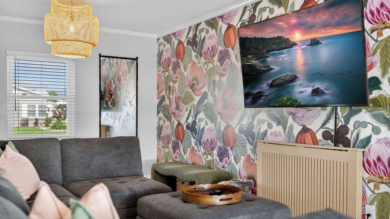 Photo of Livingroom in Bay Crest Park
