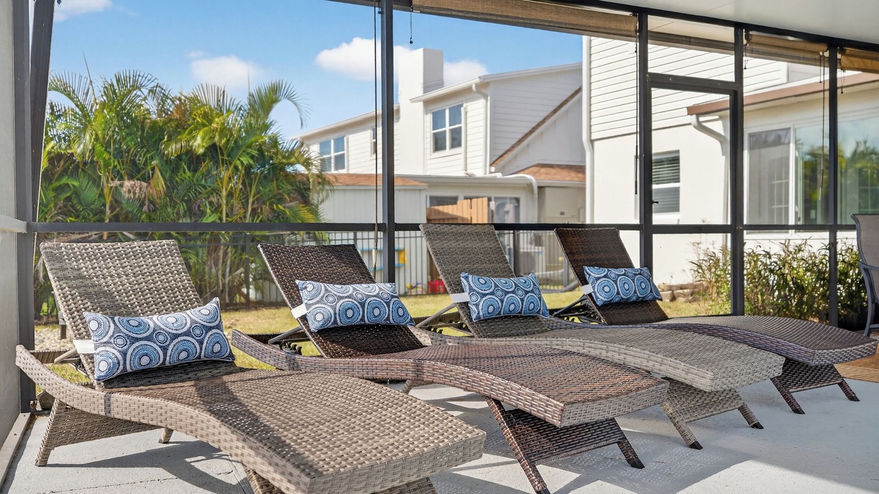 Photo of Patio Balcony in Bay Crest Park