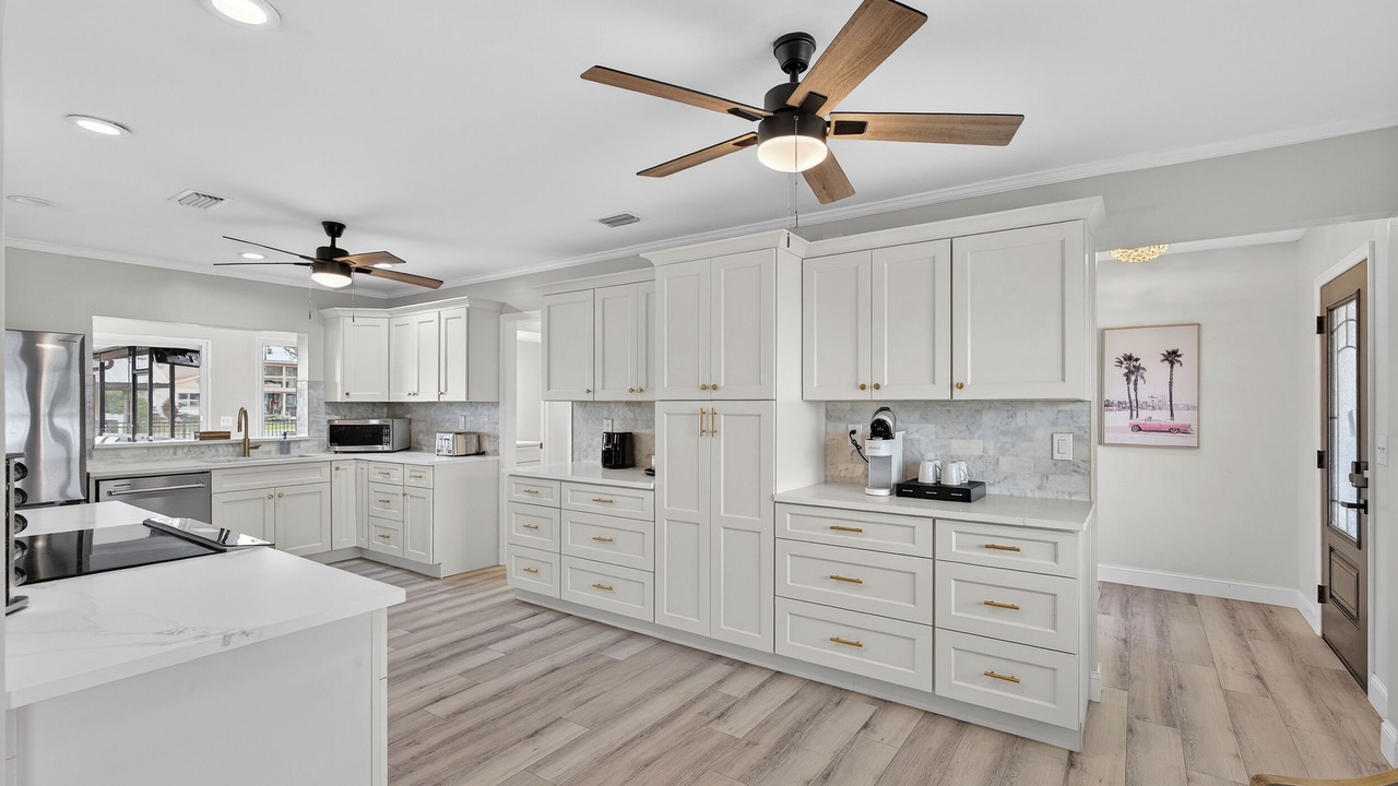 Photo of Kitchen in Bay Crest Park
