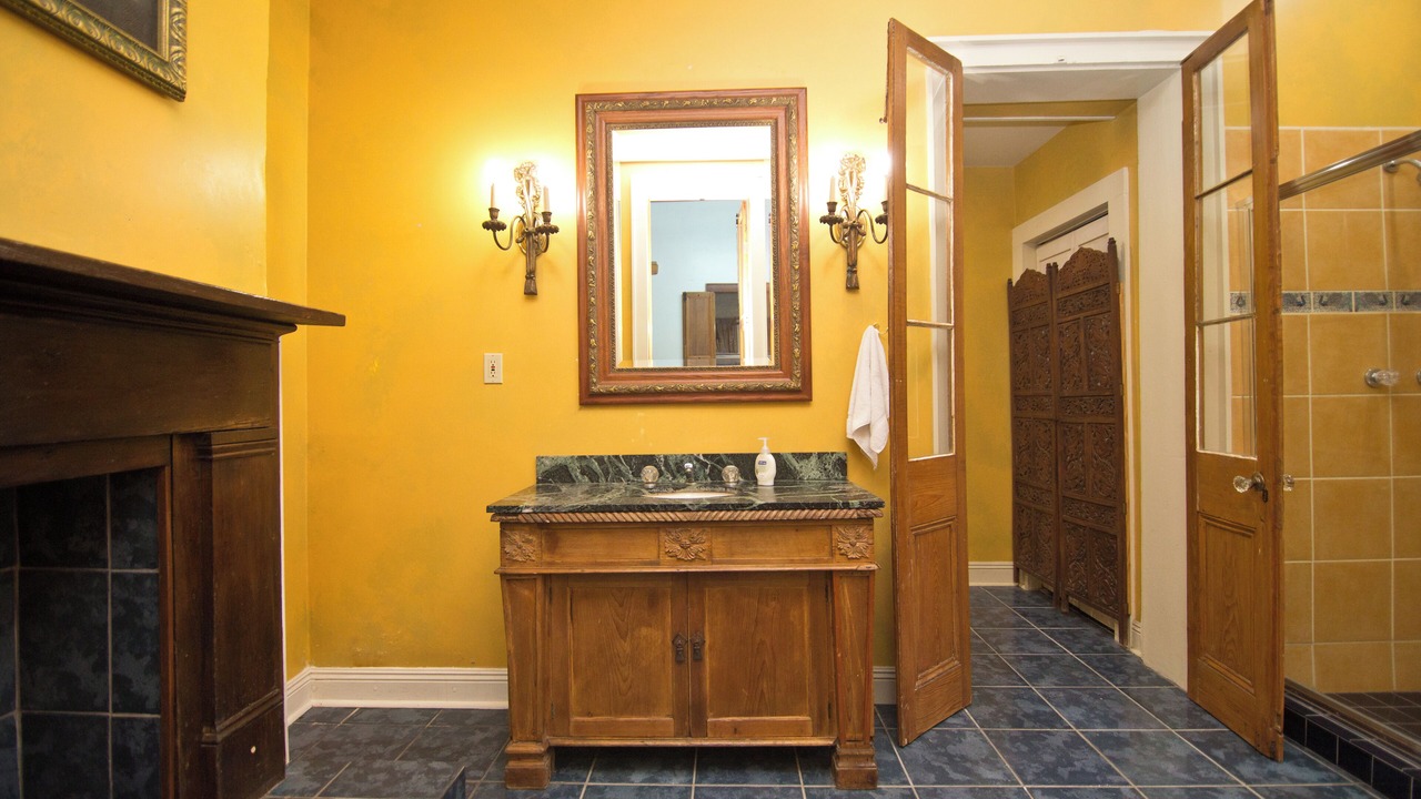 Photo of Bathroom in Treme