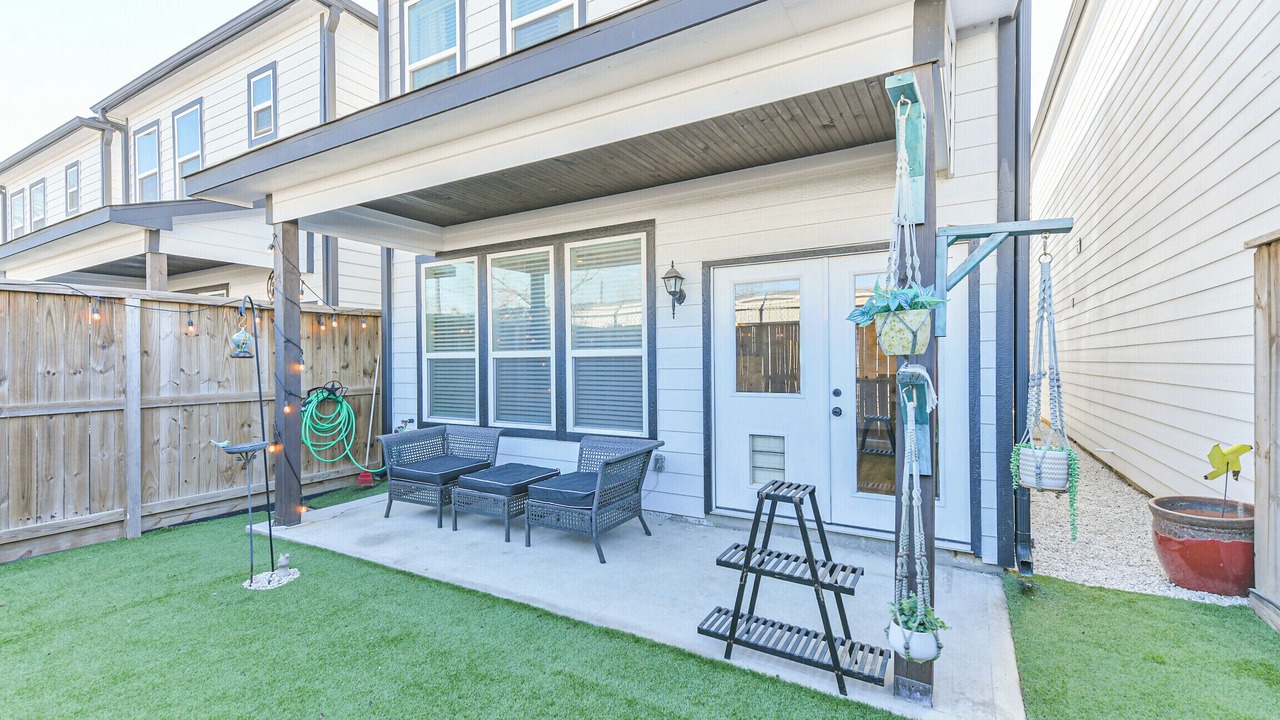 Photo of Patio Balcony in North Houston