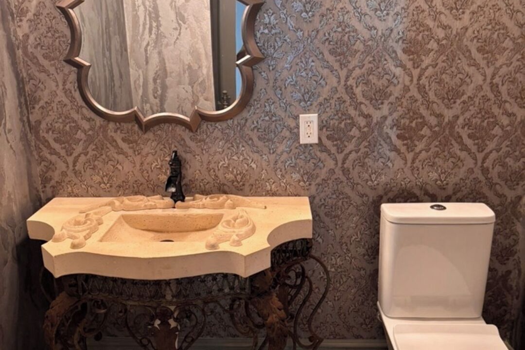 Photo of Bathroom in Lake Terrace & Oaks