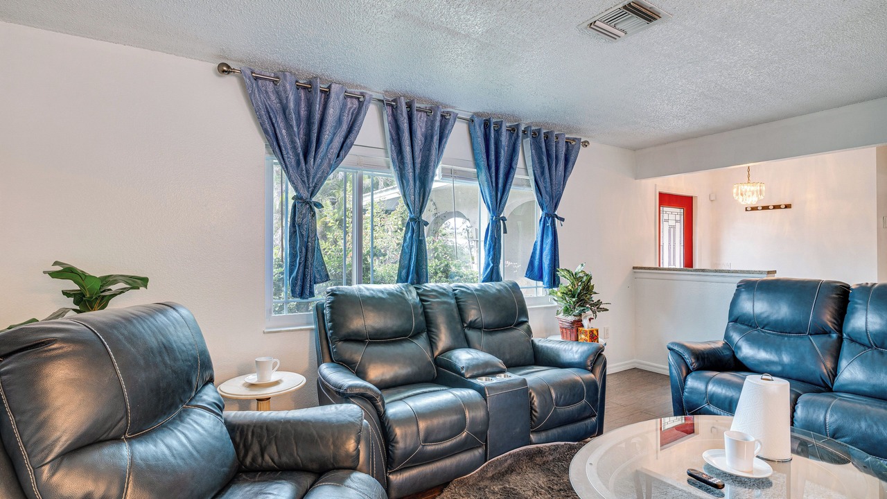 Photo of Livingroom in Port Charlotte