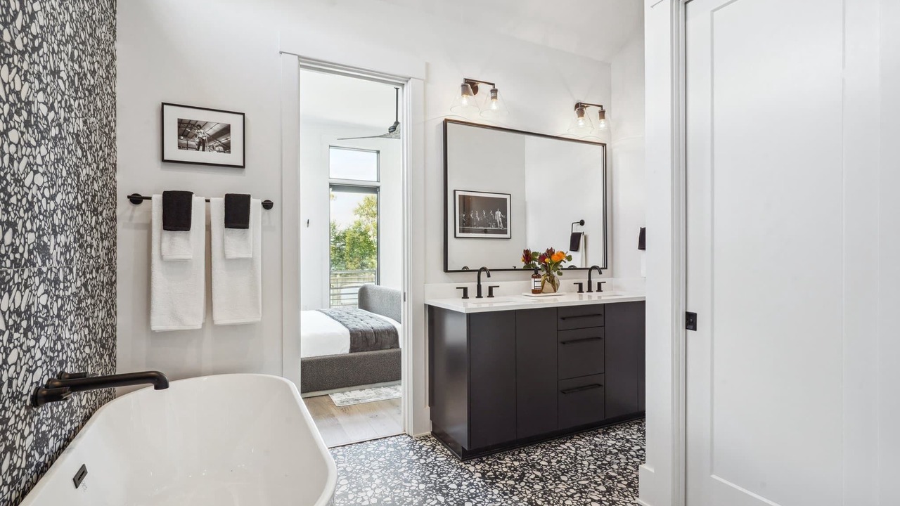 Photo of Bathroom in Bywater