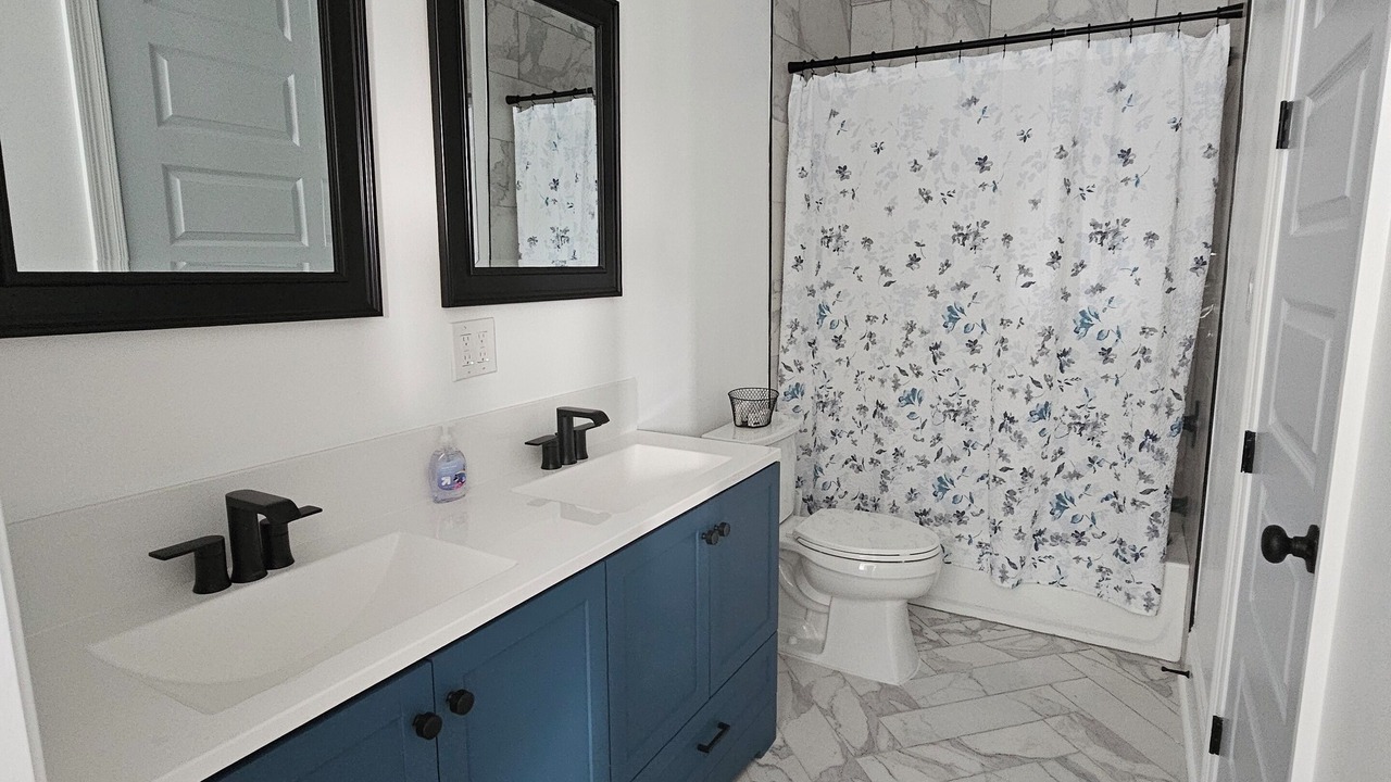 Photo of Bathroom in Seventh Ward