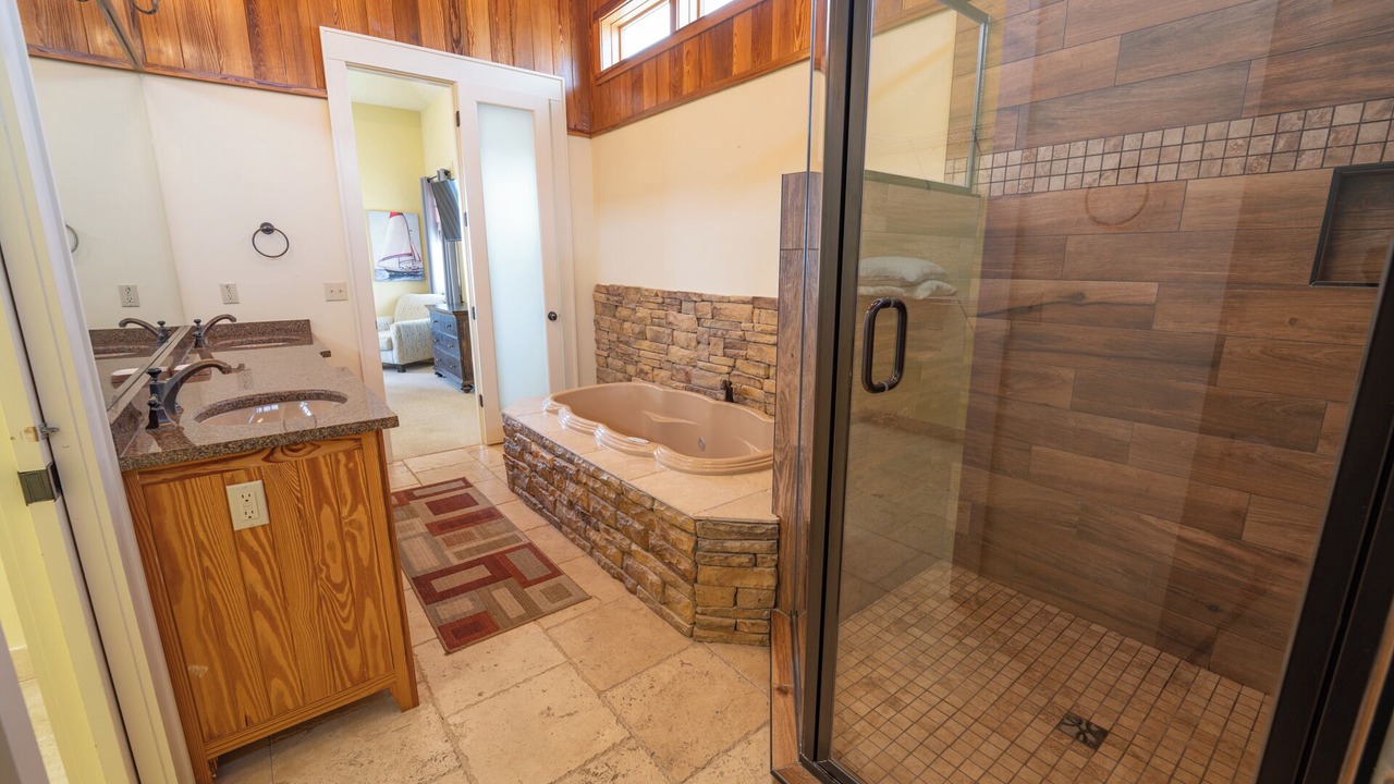 Photo of Bathroom in East End