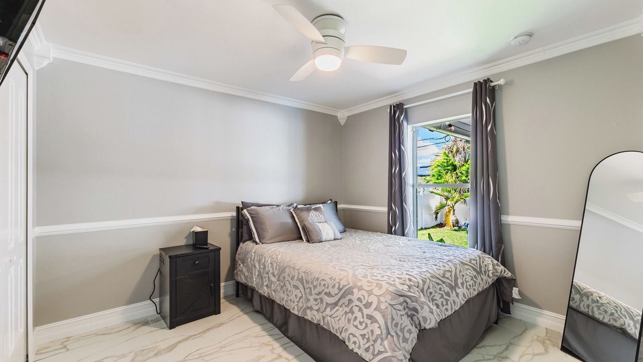 Photo of Bedroom in Diplomat