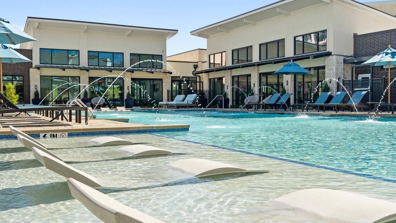 Photo of Outdoor in Garland