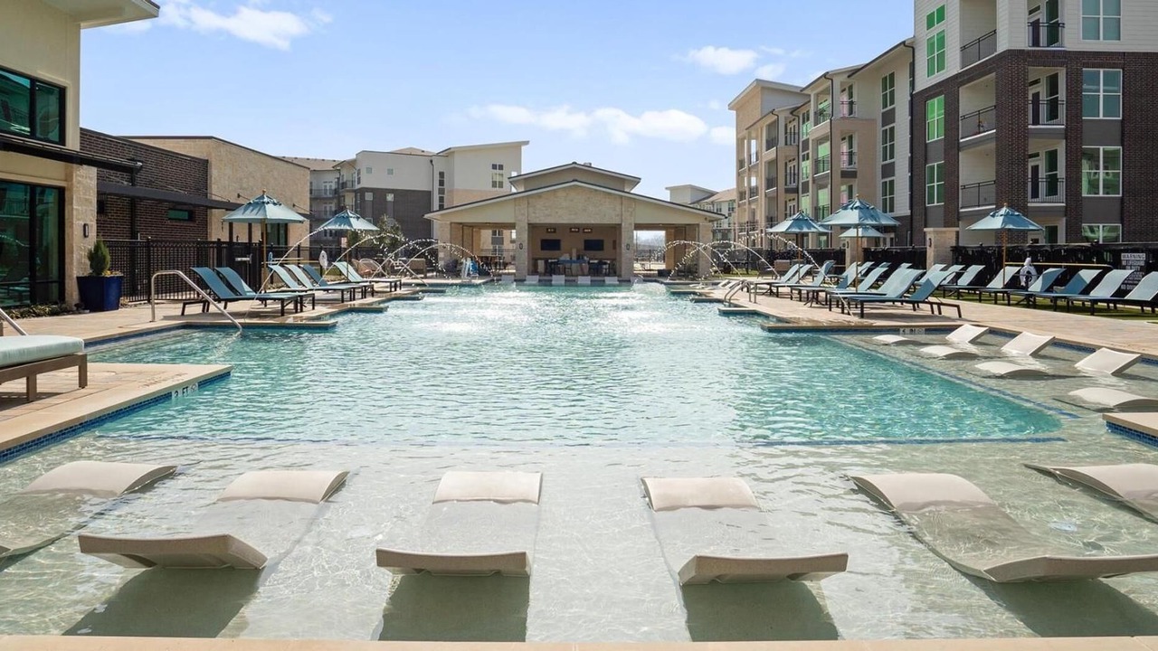 Photo of Outdoor in Garland