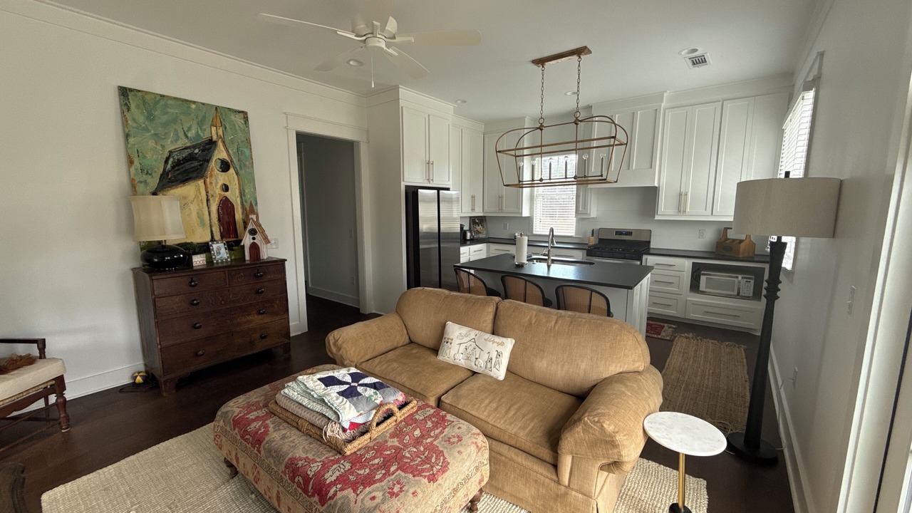 Photo of Livingroom in Madison