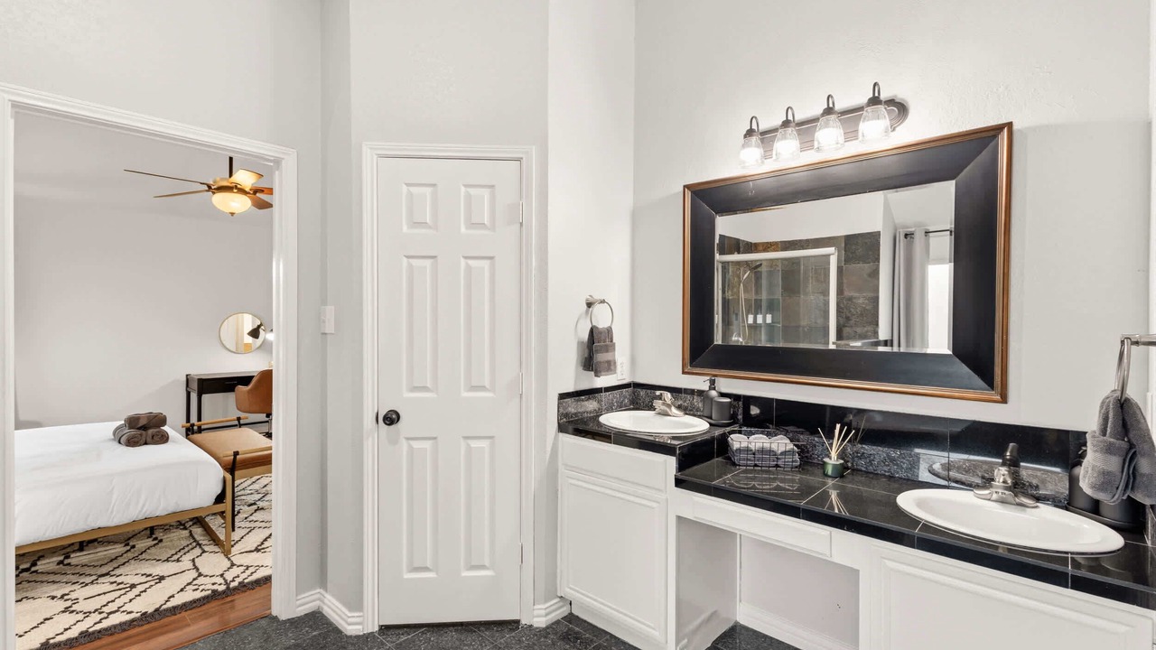 Photo of Bathroom in Far North Dallas
