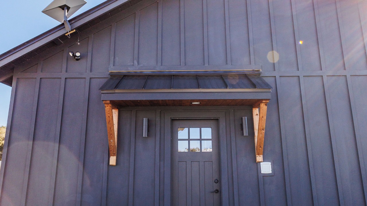 Photo of Outdoor in Hill County