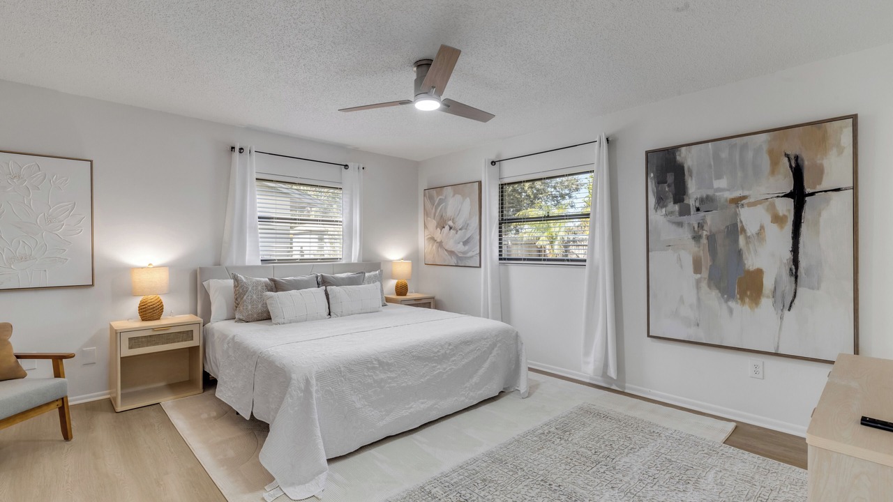 Photo of Bedroom in Edgewater