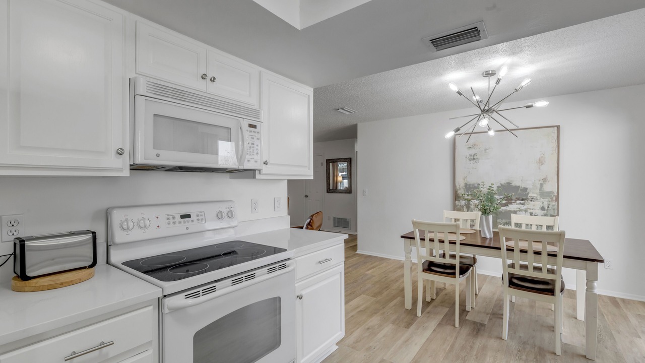 Photo of Kitchen in Edgewater