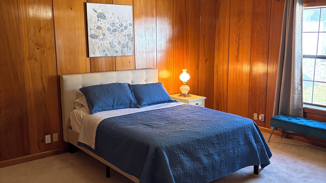 Photo of Bedroom in Jasper