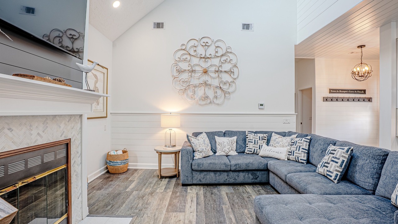 Photo of Livingroom in Silver Sands Beach