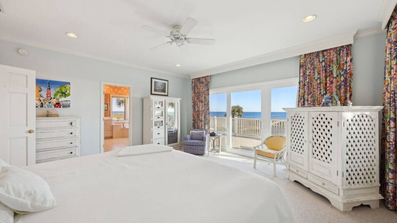 Photo of Bedroom in Jacksonville Beach