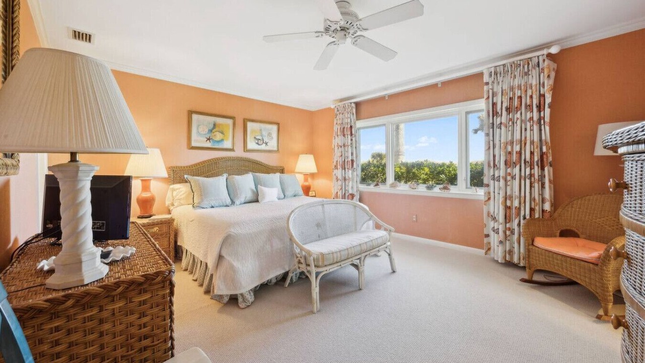 Photo of Bedroom in Jacksonville Beach