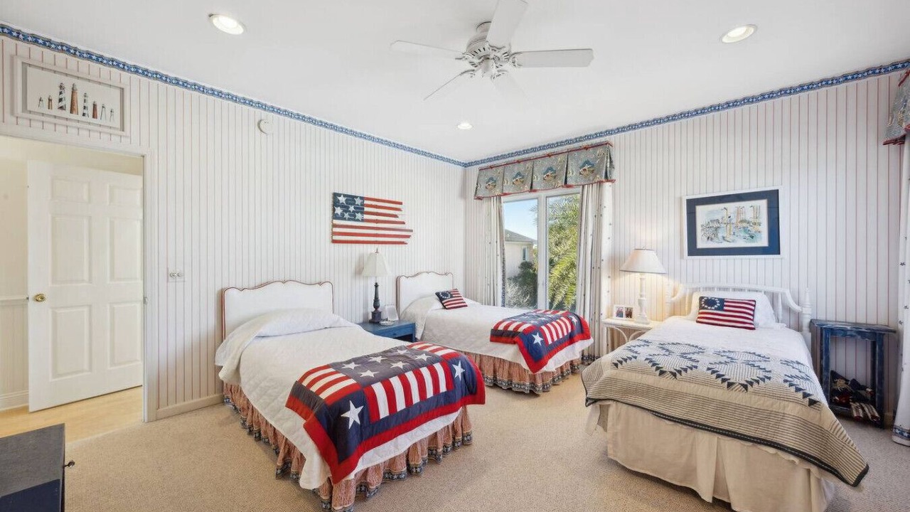 Photo of Bedroom in Jacksonville Beach